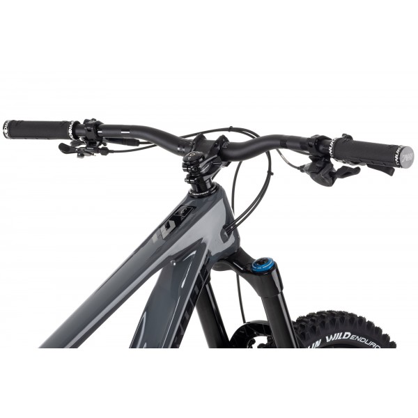 Nukeproof Giga 275 Elite Carbon Bike SLX 2021 05