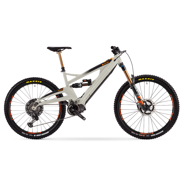 Phase XTR Smoke White 2021